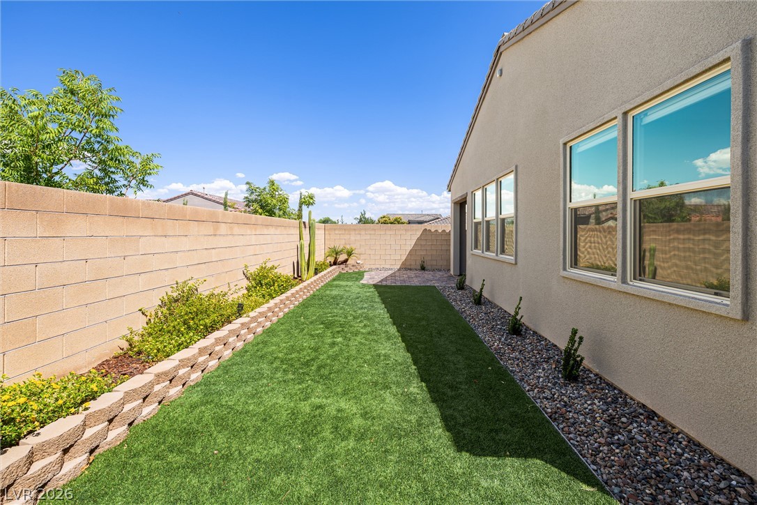 9868 Heather Moore Avenue Property Photo 32