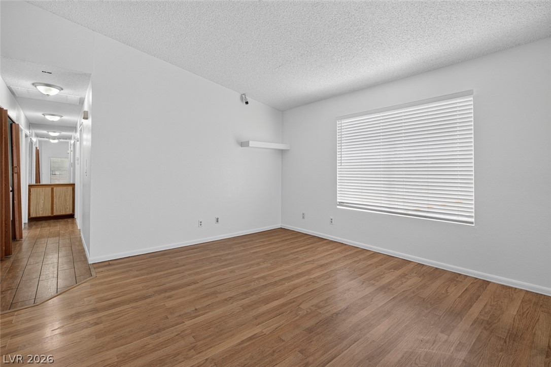 4030 Bright Star Court Property Photo 6