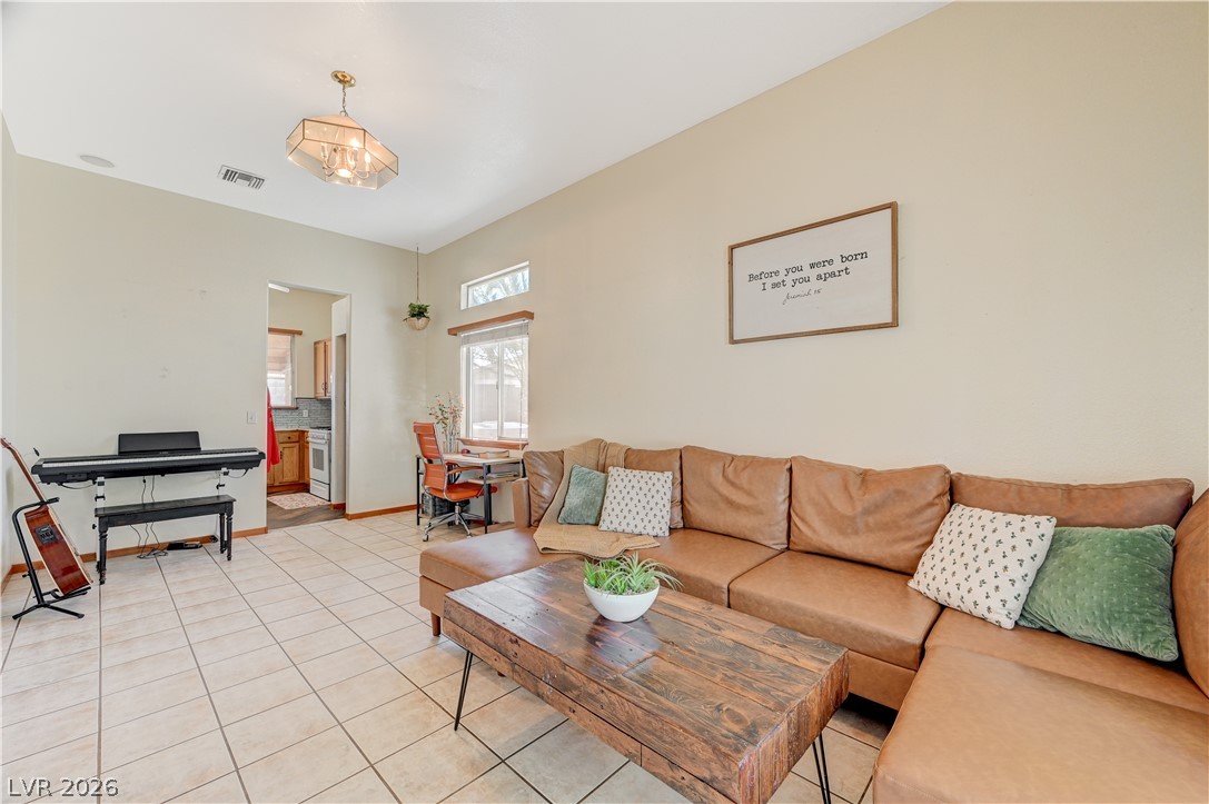 5225 Clinging Vine Street Property Photo 7