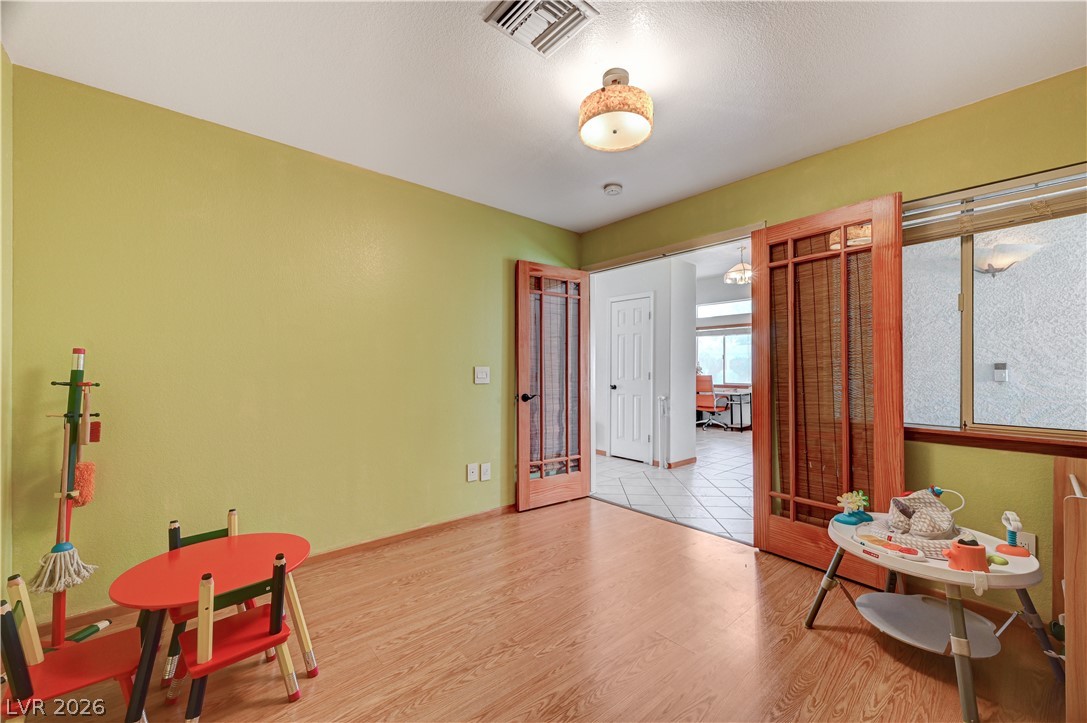 5225 Clinging Vine Street Property Photo 14
