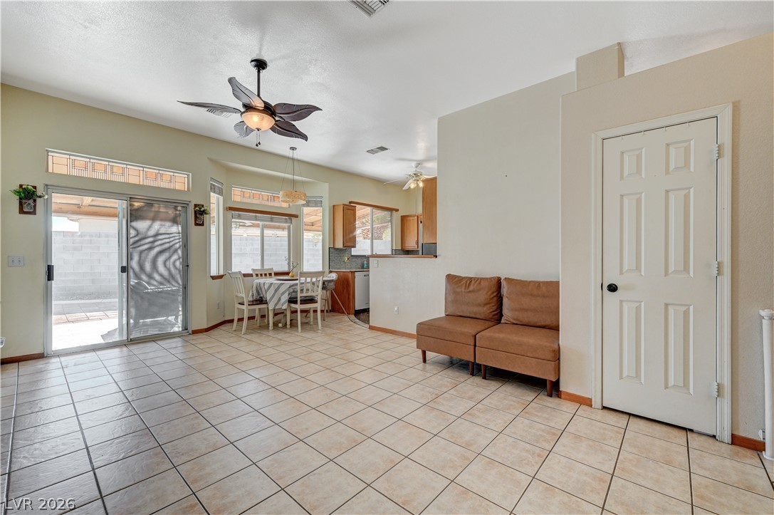 5225 Clinging Vine Street Property Photo 16