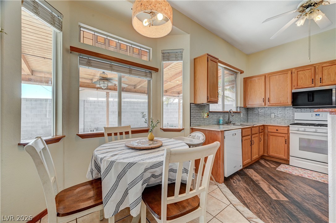 5225 Clinging Vine Street Property Photo 19