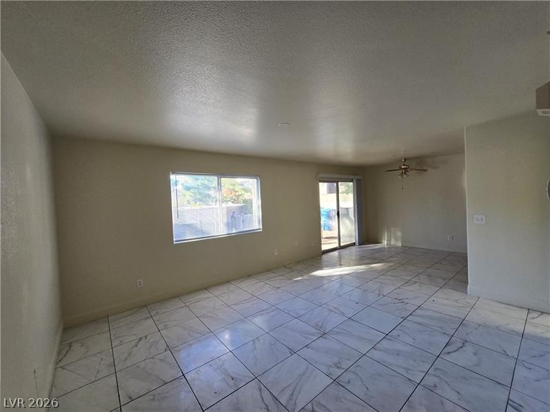 9617 Pine River Lane Property Photo 14