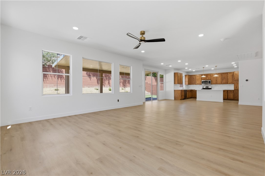 5311 Thistle Wind Drive Property Photo 10