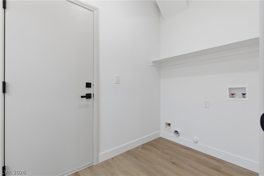 5311 Thistle Wind Drive Property Photo 14