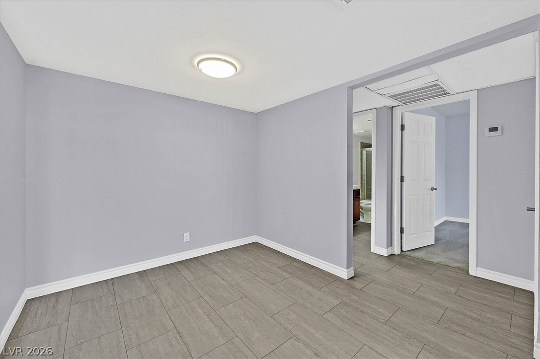5081 River Glen Drive 97 Property Photo 15