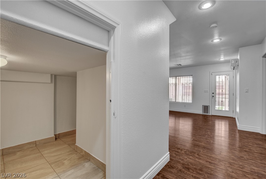6981 Copper Bracelet Avenue Property Photo 27