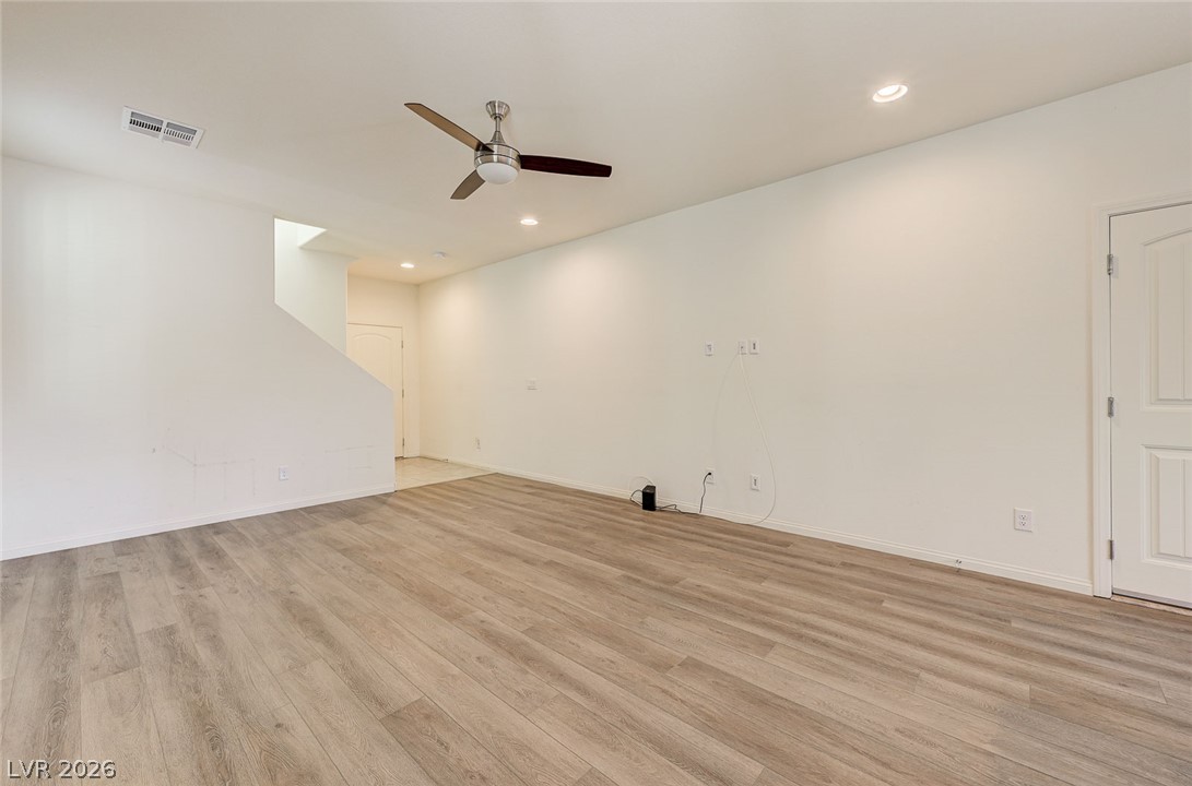 5480 Enchanted Rose Street Property Photo 6