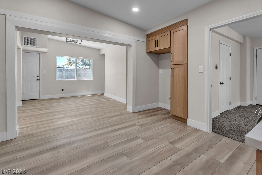3315 East Webb Avenue Property Photo 9
