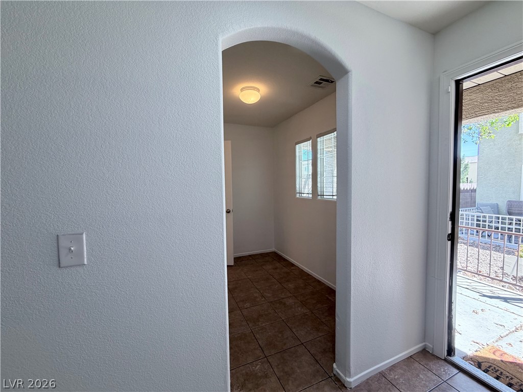 9005 Progressive Court Property Photo 3
