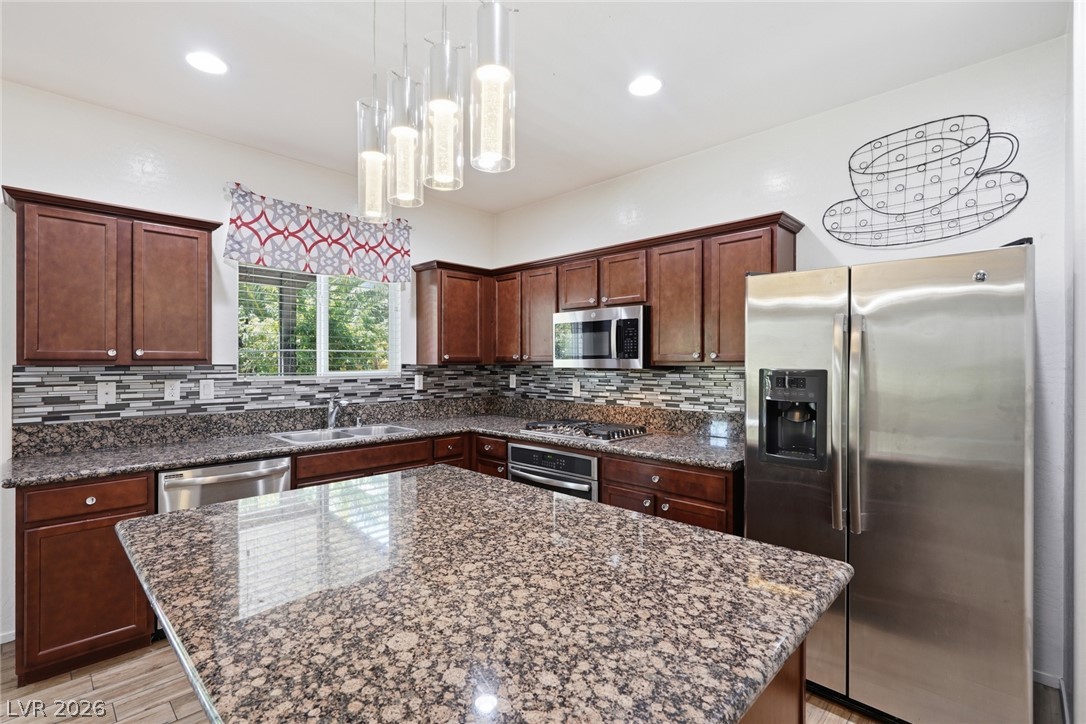 6765 Bristle Falls Street Property Photo 15