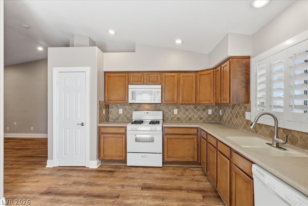 5325 Blue Oat Avenue Property Photo 4