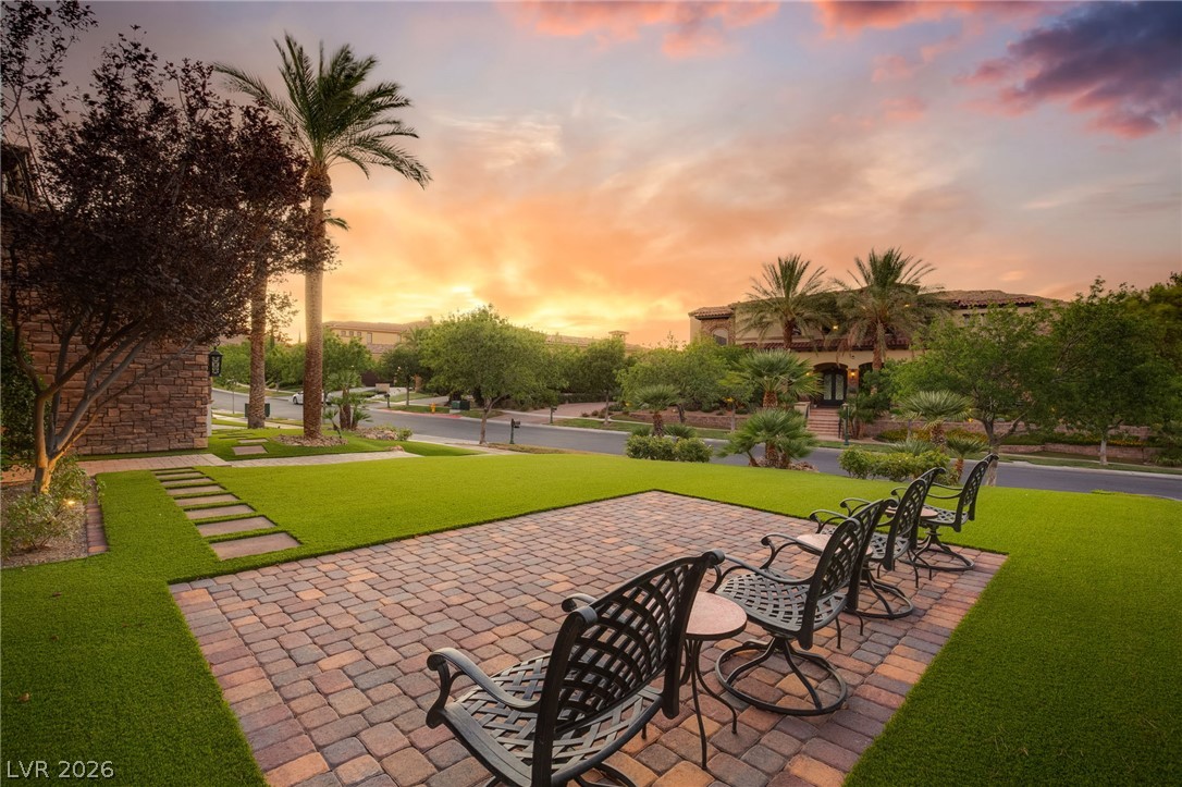 25 Pebble Dunes Court Property Photo 3