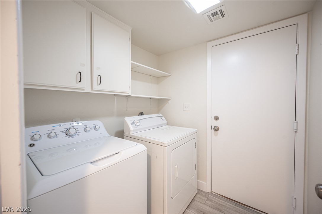 1416 Grey Hunter Drive Property Photo 36