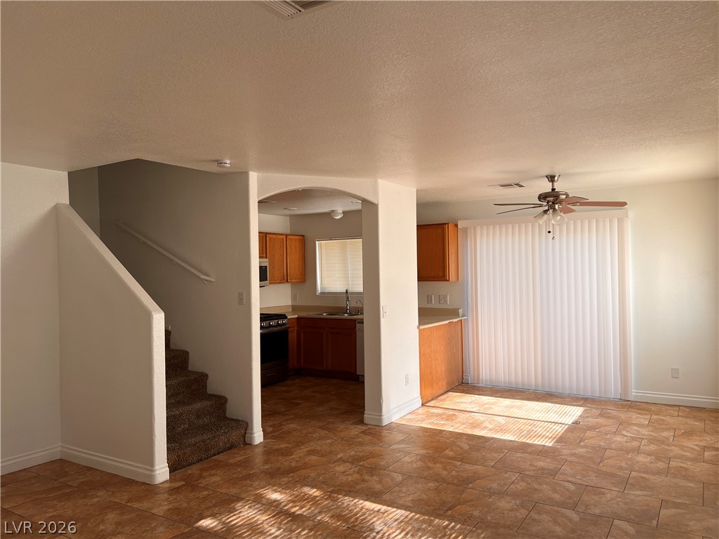 3391 Sparrow Heights Avenue Property Photo 4