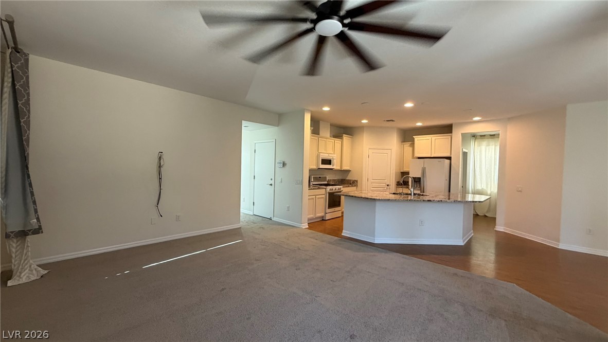 7667 Dewy Falls Avenue Property Photo 6