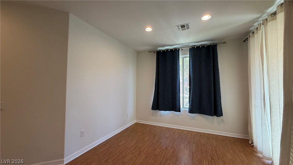7667 Dewy Falls Avenue Property Photo 8