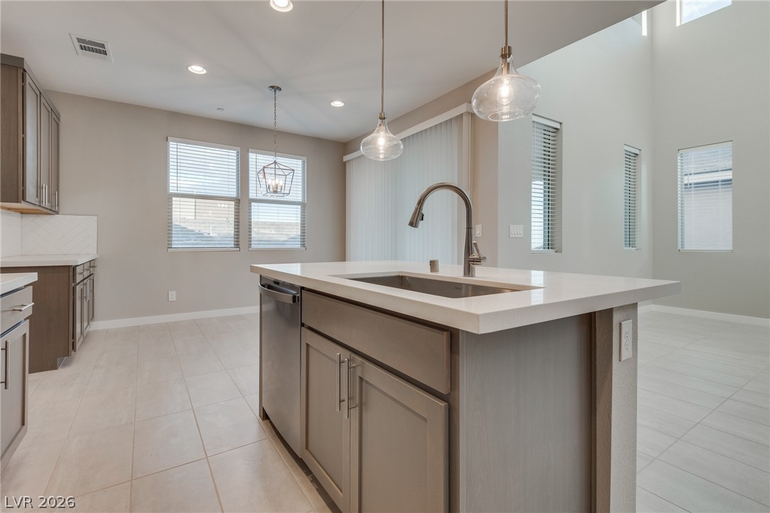668 Pyrite Will Street Property Photo 13