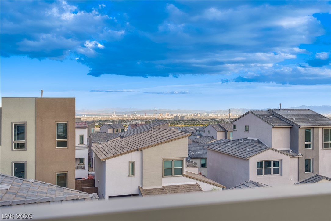 668 Pyrite Will Street Property Photo 32