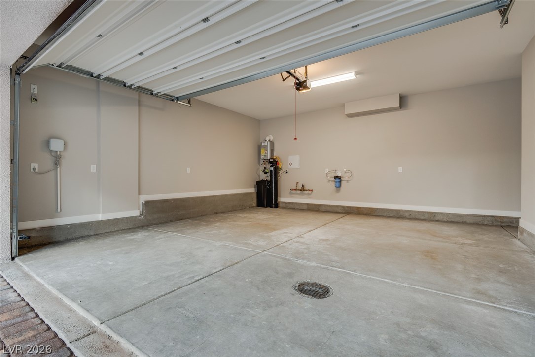 668 Pyrite Will Street Property Photo 41