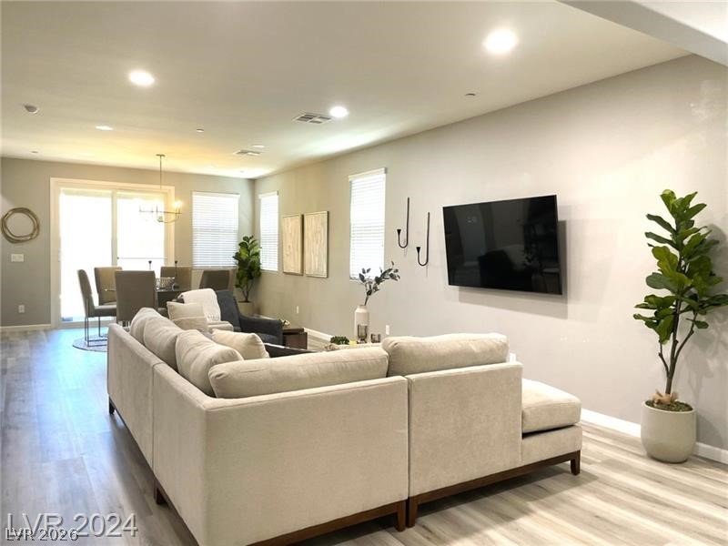 2828 Aragon Terrace Way Property Photo 4