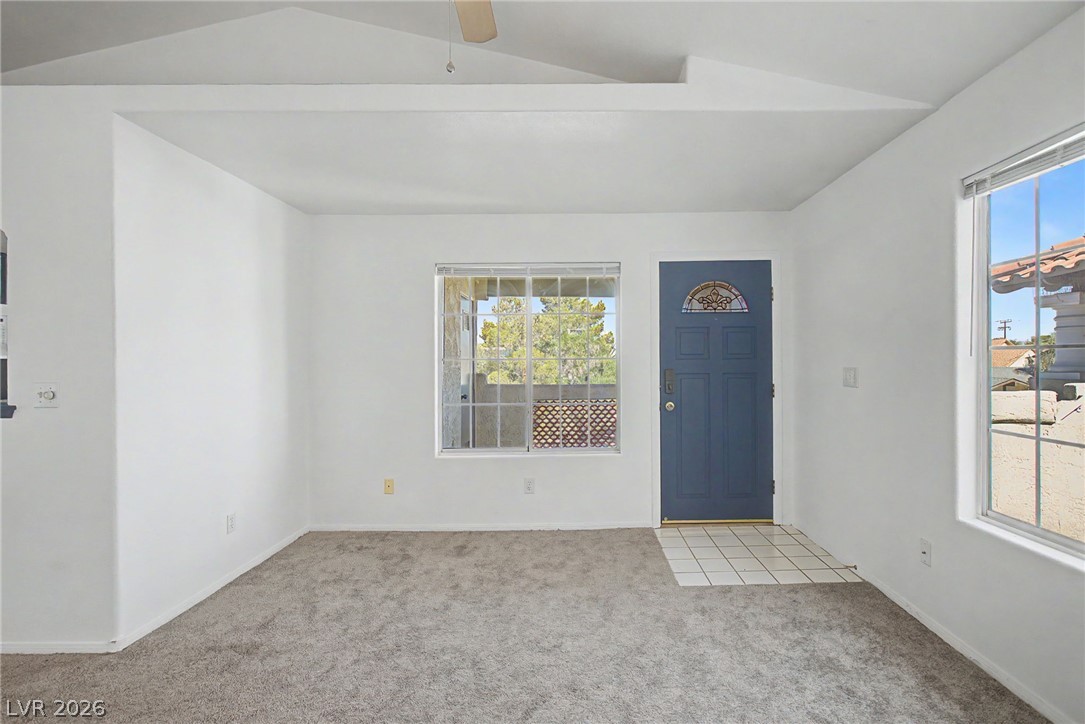 6800 Elm Creek Drive 202 Property Photo 6