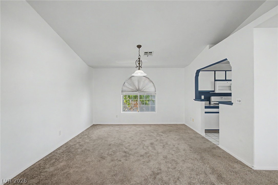 6800 Elm Creek Drive 202 Property Photo 7