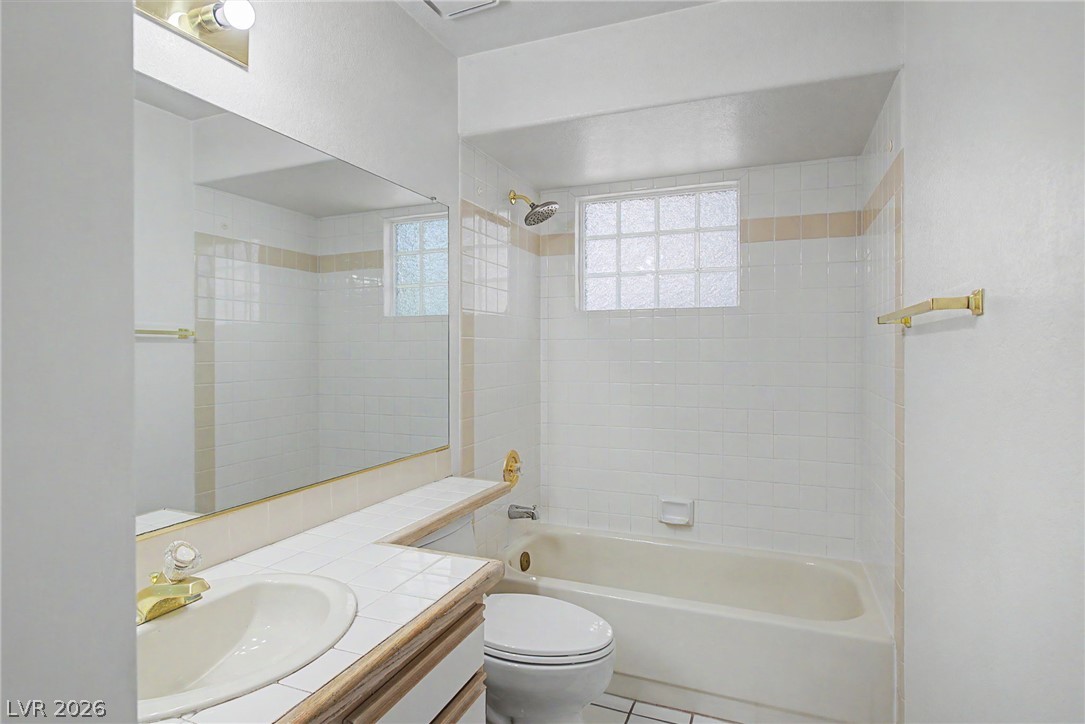 6800 Elm Creek Drive 202 Property Photo 19