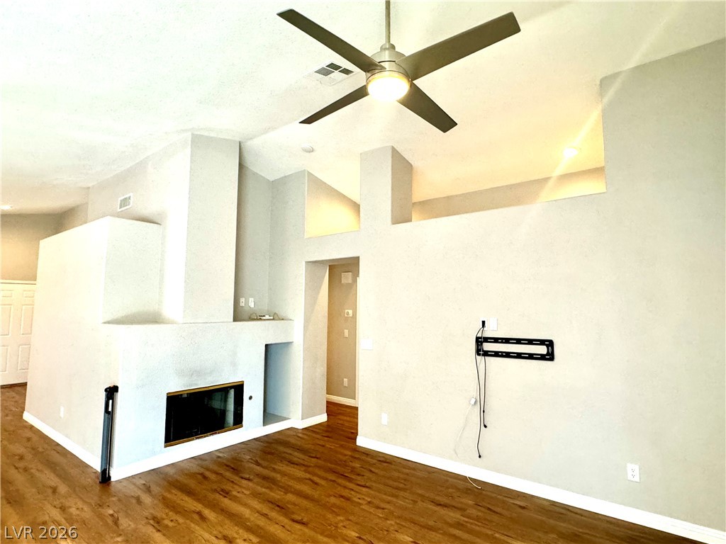 10224 Desert Wind Drive Property Photo 8
