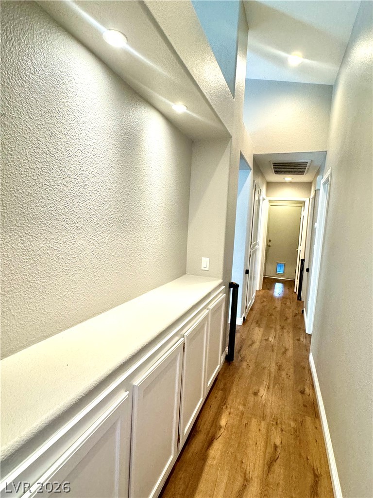 10224 Desert Wind Drive Property Photo 12