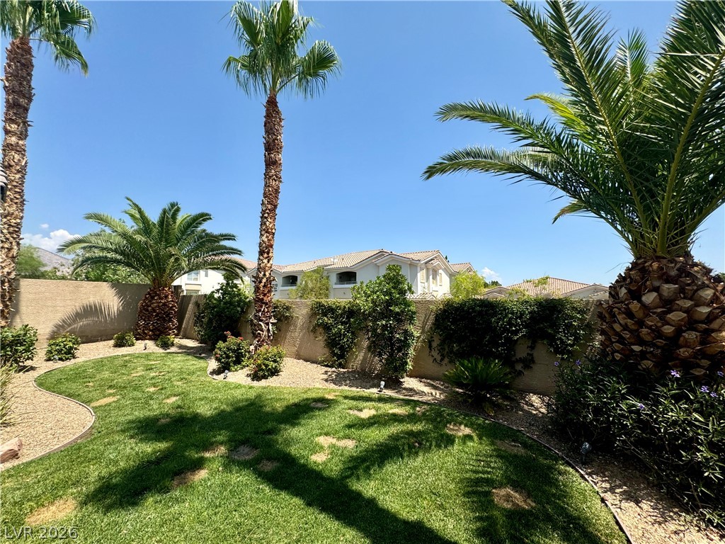 10224 Desert Wind Drive Property Photo 24