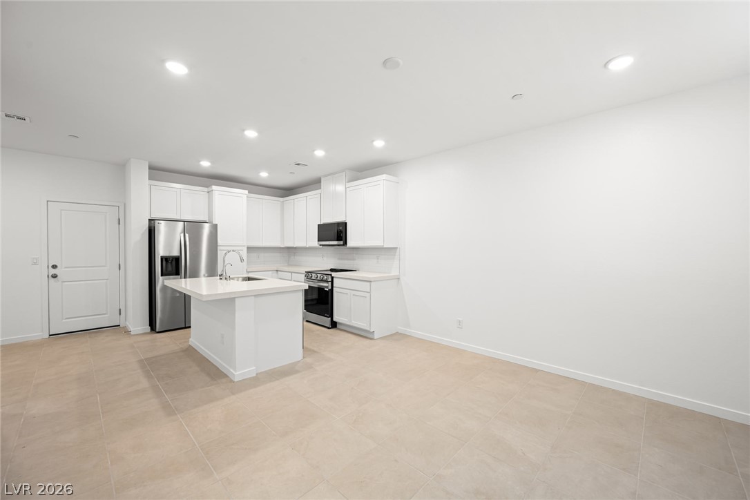 830 Atleigh Avenue Property Photo 3