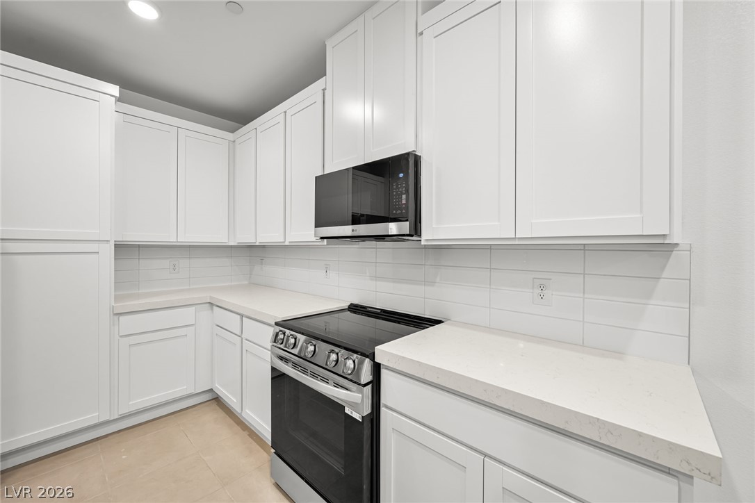 830 Atleigh Avenue Property Photo 8