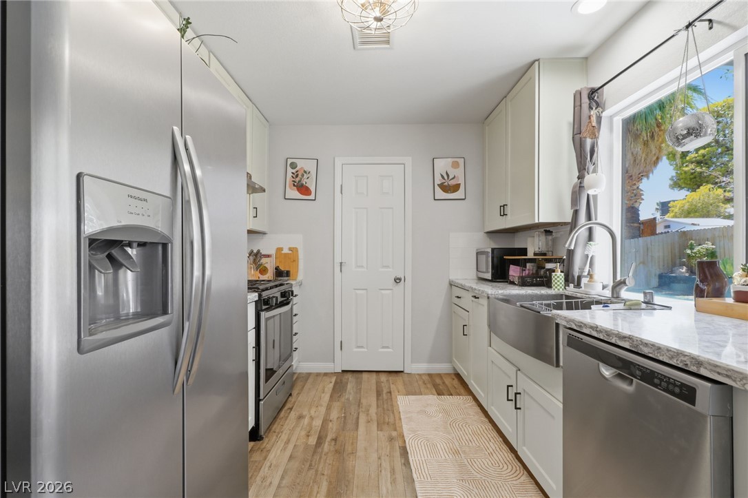 3081 Cornellia Street Property Photo 10