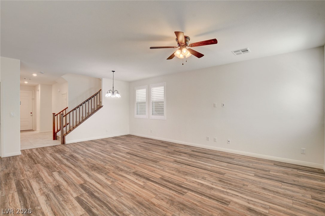 909 Cherry Glen Place Property Photo 6