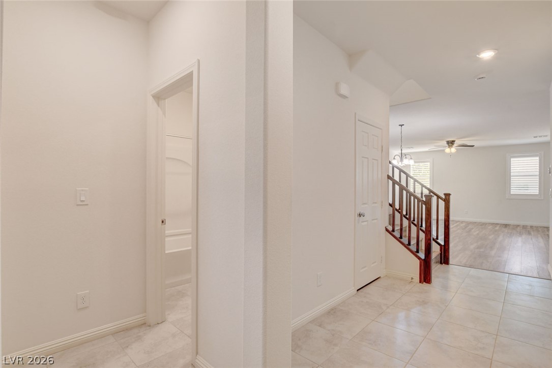 909 Cherry Glen Place Property Photo 13