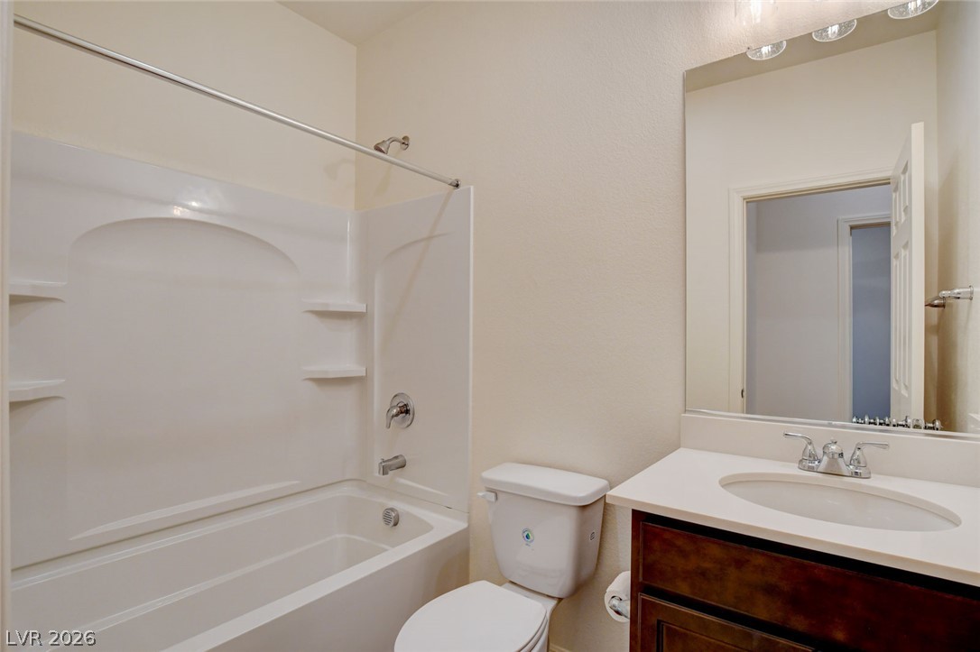 909 Cherry Glen Place Property Photo 17