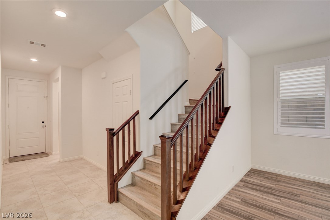 909 Cherry Glen Place Property Photo 18