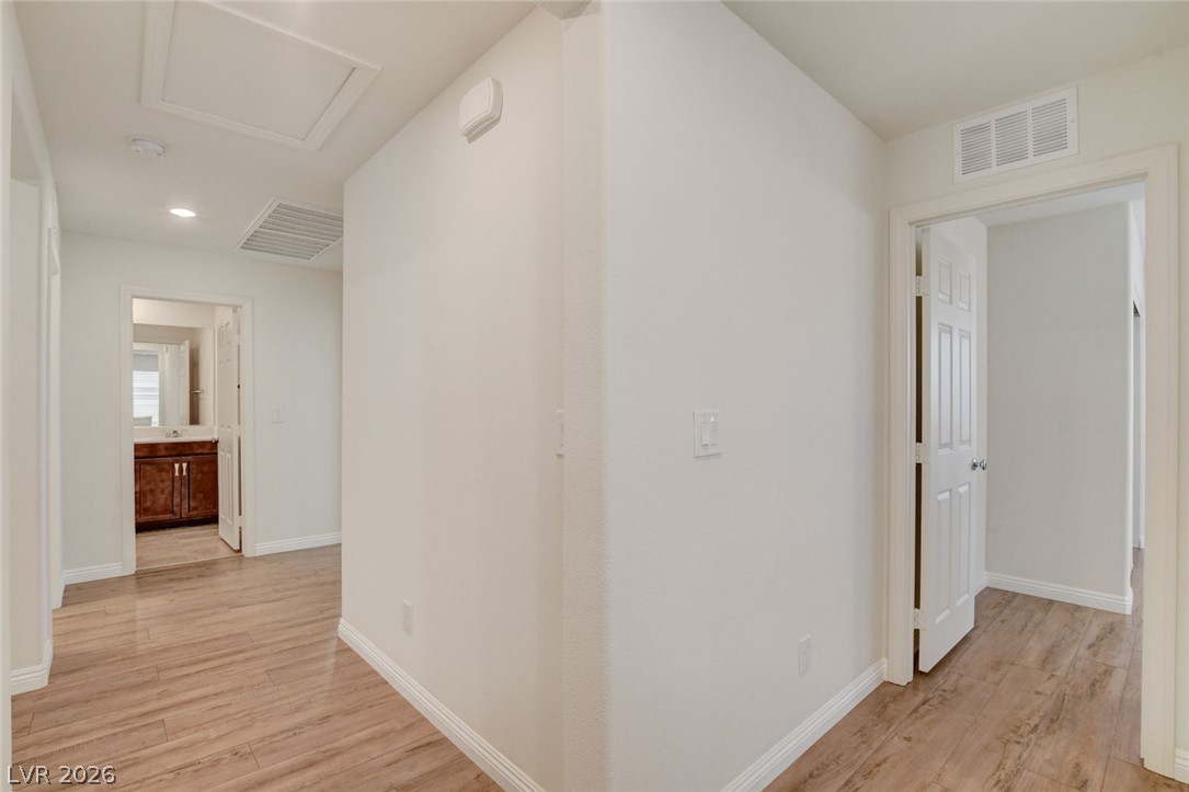 909 Cherry Glen Place Property Photo 23
