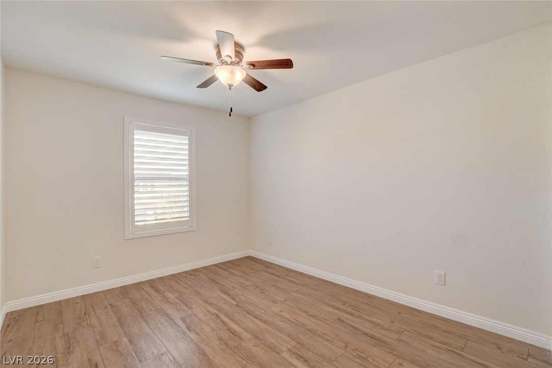 909 Cherry Glen Place Property Photo 28