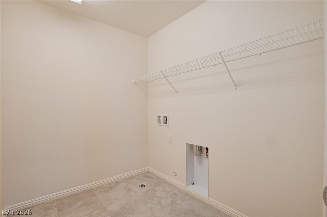 909 Cherry Glen Place Property Photo 45