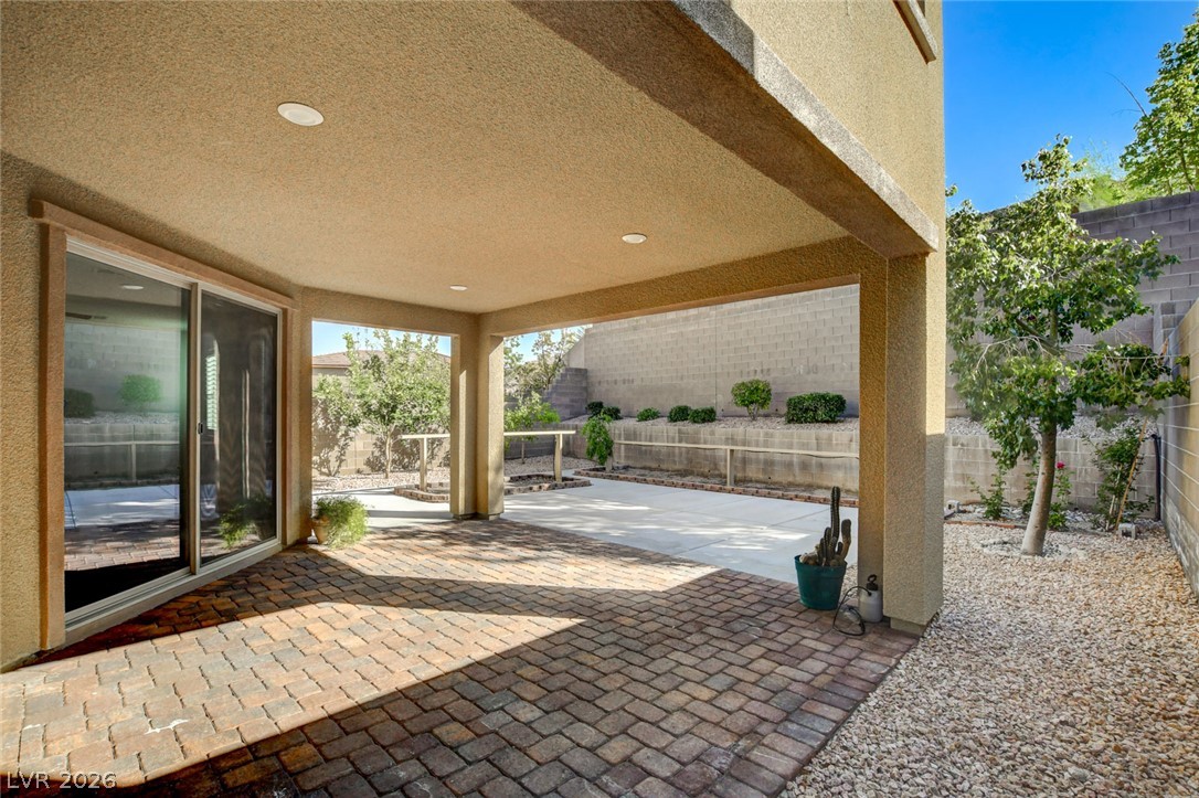 909 Cherry Glen Place Property Photo 49