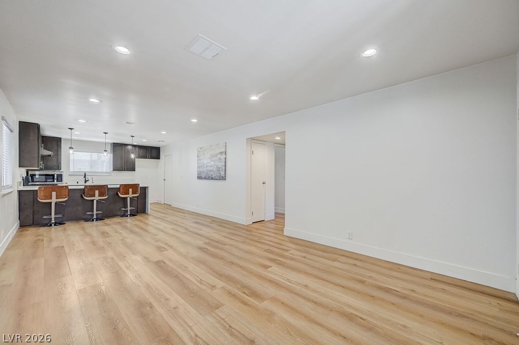 4451 Rich Drive C Property Photo 2