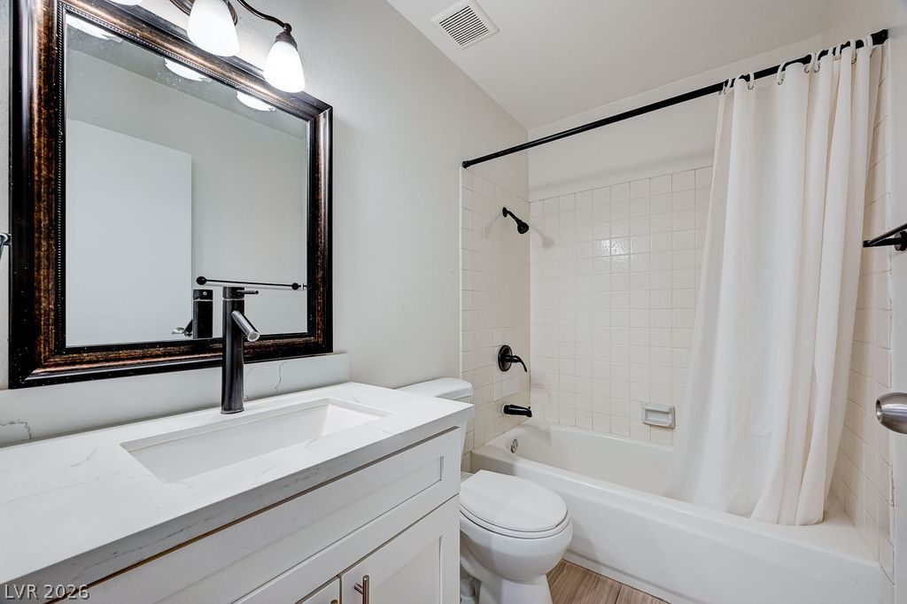 4451 Rich Drive C Property Photo 10