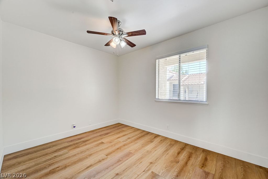 4451 Rich Drive C Property Photo 12