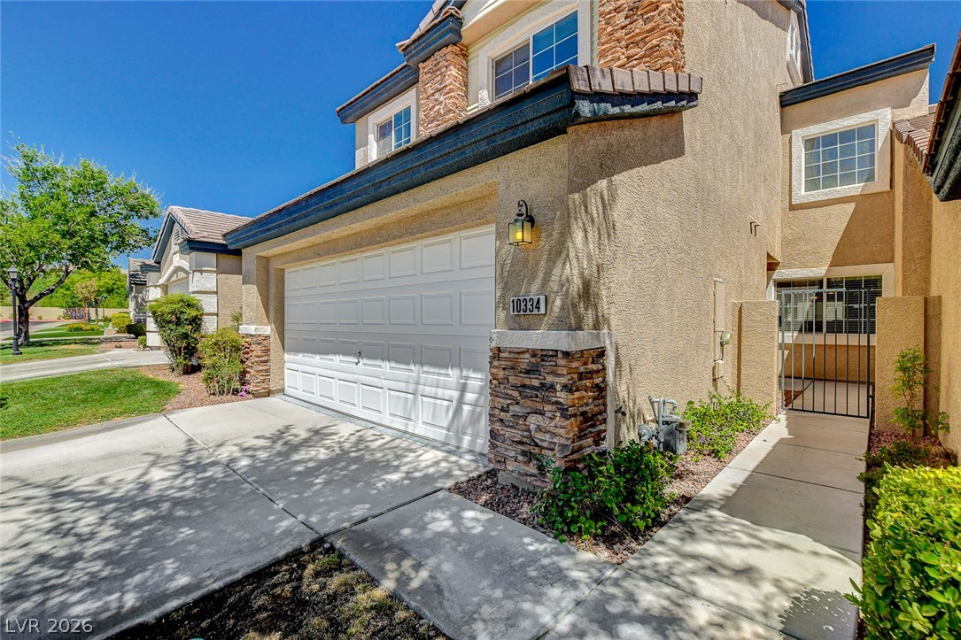 10334 Juniper Creek Lane Property Photo 3