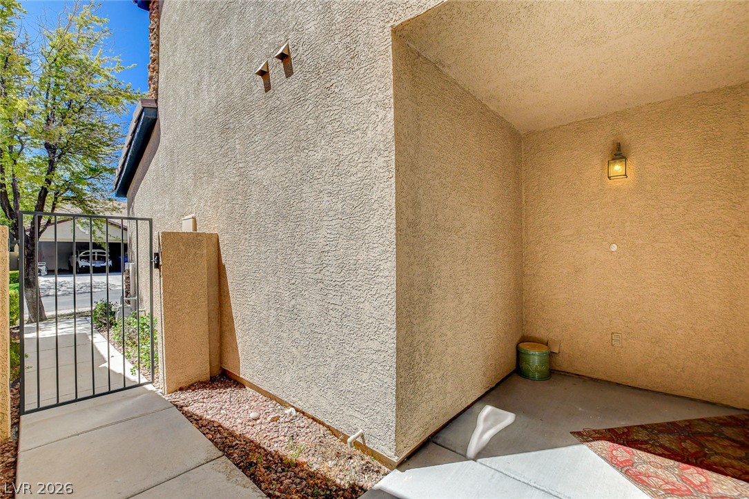 10334 Juniper Creek Lane Property Photo 4