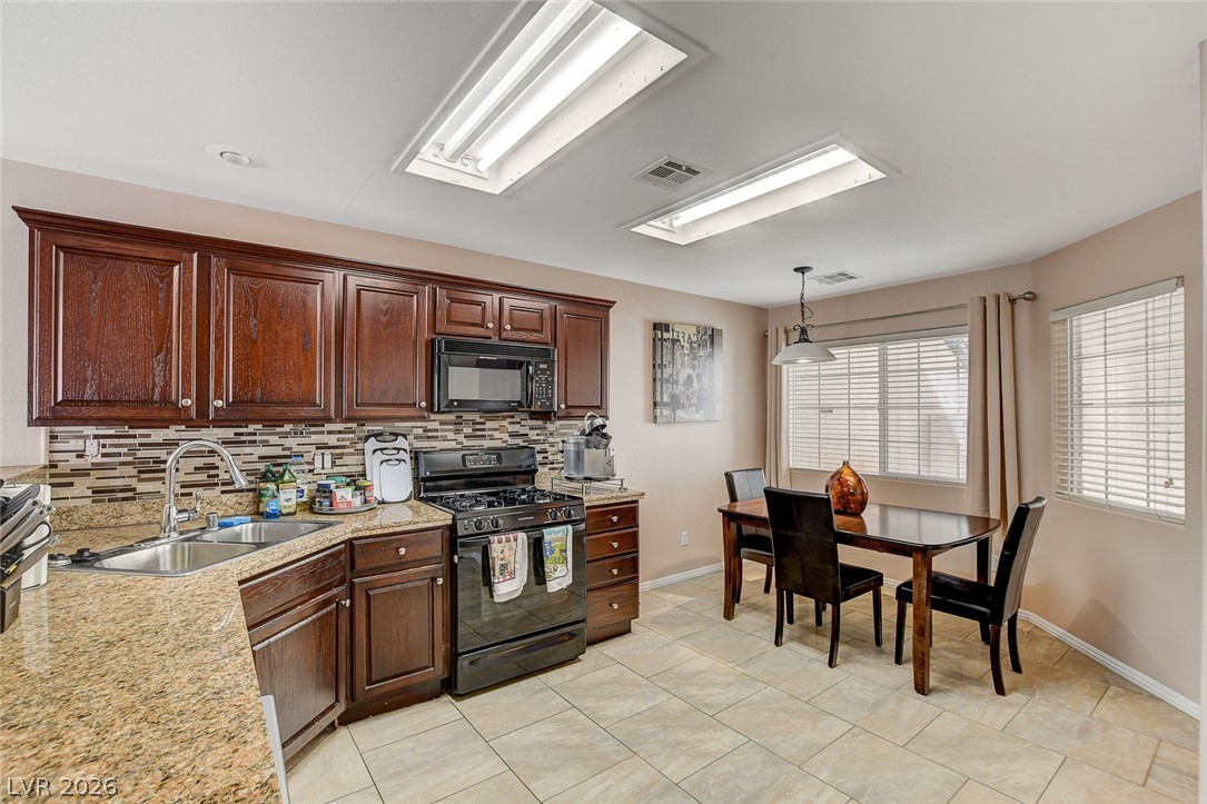 10334 Juniper Creek Lane Property Photo 17