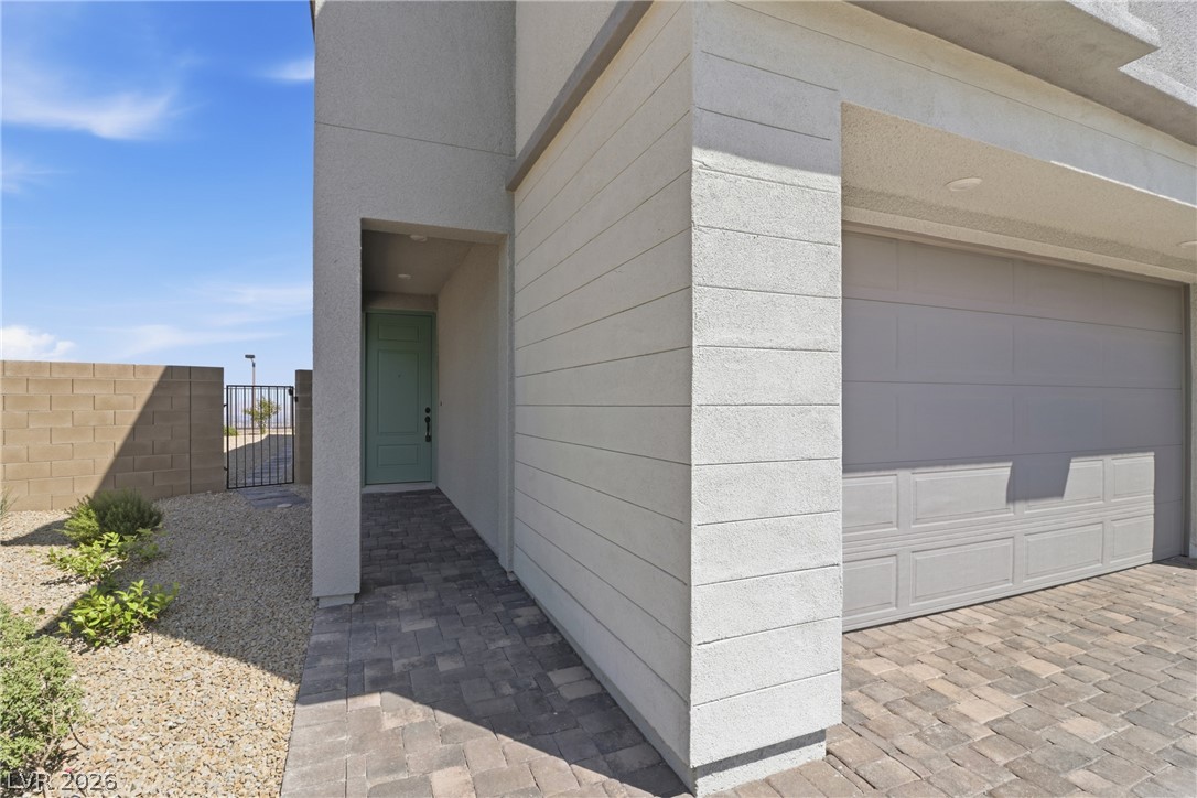 1608 Pacific Baza Street Property Photo 5