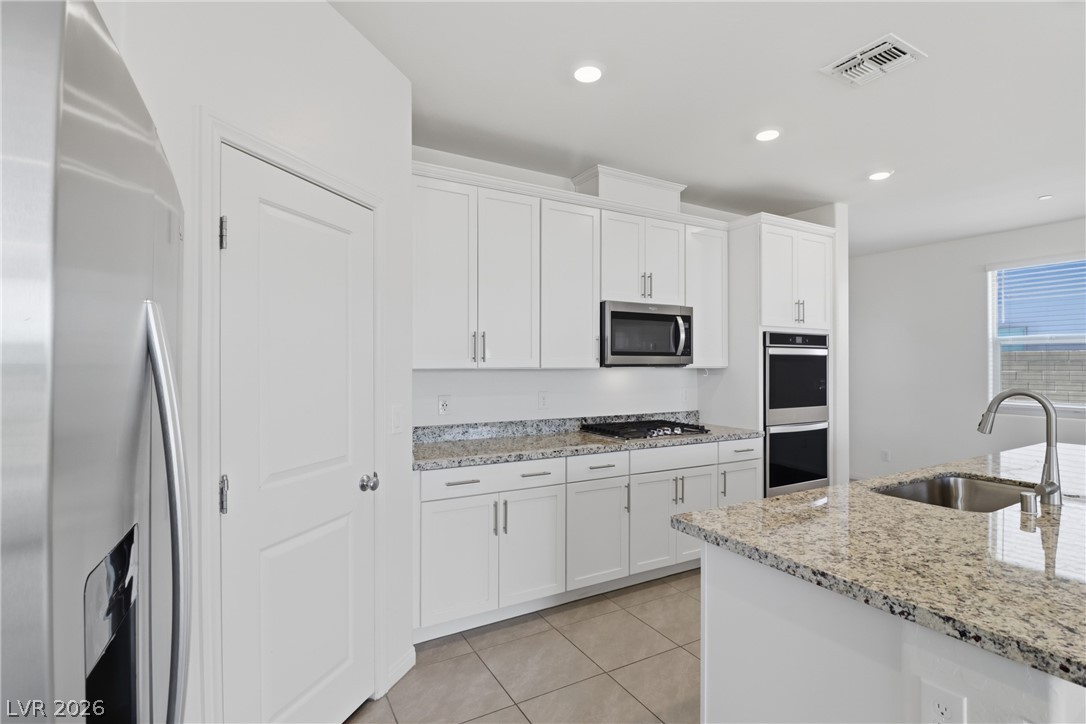 1608 Pacific Baza Street Property Photo 8